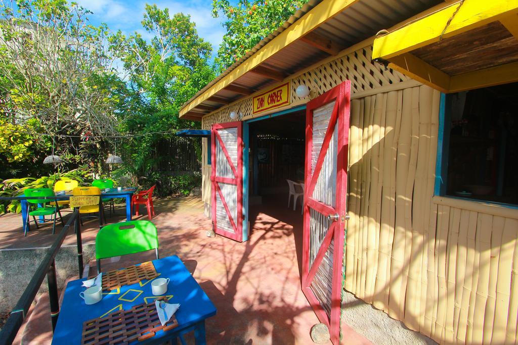 Manchioneal Zion Country Bed & Breakfast エクステリア 写真