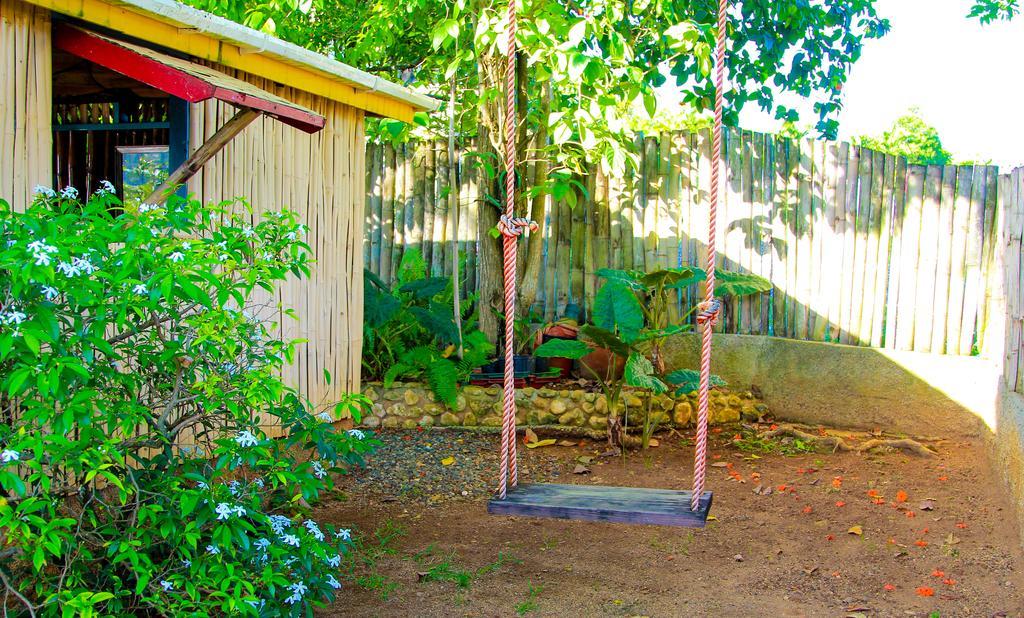 Manchioneal Zion Country Bed & Breakfast エクステリア 写真