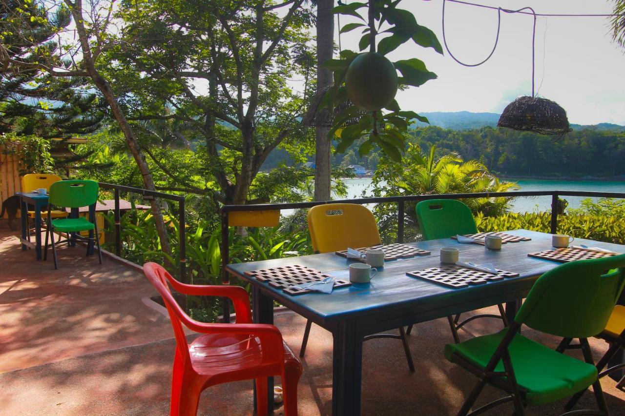 Manchioneal Zion Country Bed & Breakfast エクステリア 写真